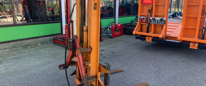 Hefmast met pallet vork Hefmast met pallet vork